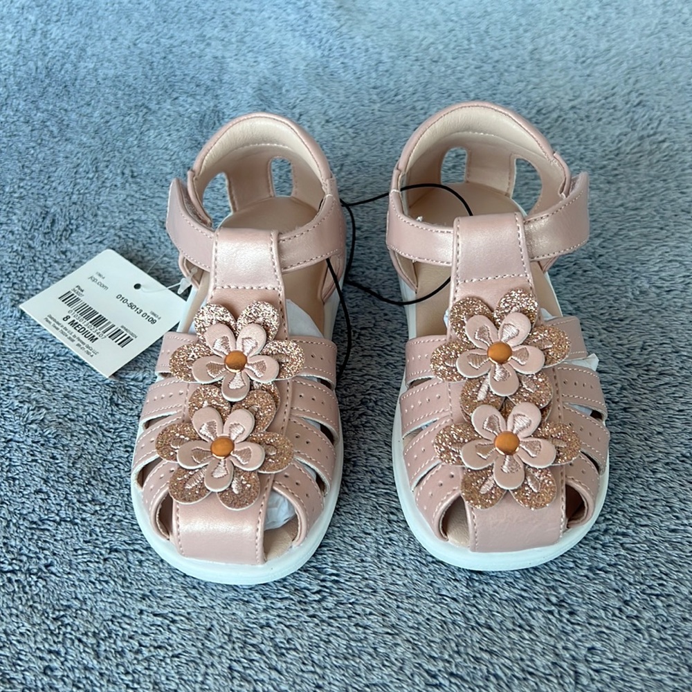 Strap sandal